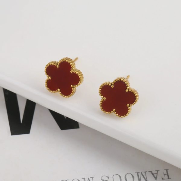 Gold Plated Five Leaf Flower Adjustable Bracelet