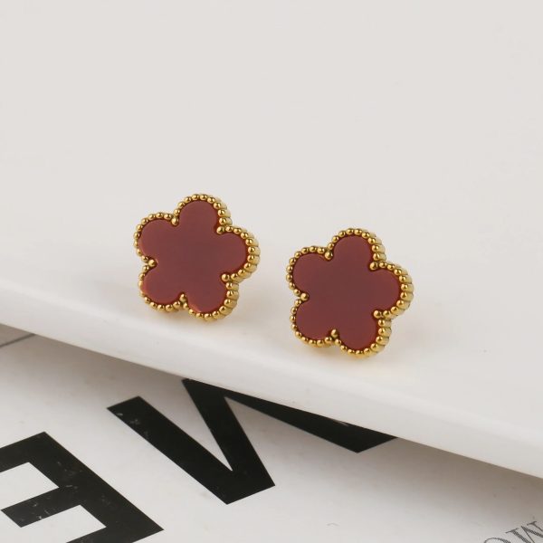 Gold Plated Five Leaf Flower Adjustable Bracelet