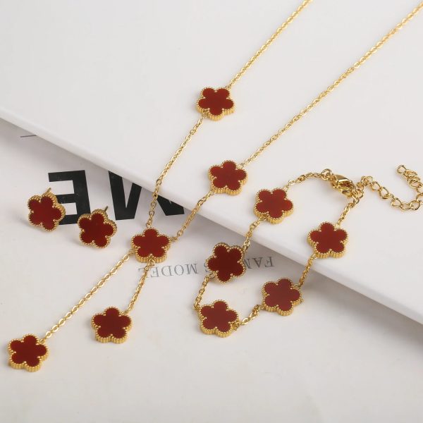 Gold Plated Five Leaf Flower Adjustable Bracelet