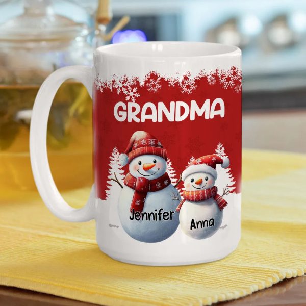 Grandma's Christmas Mug with Snowman Family, Cute Red Winter Scene, Durable Ceramic, Warm Morning Coffee, Creative Gift