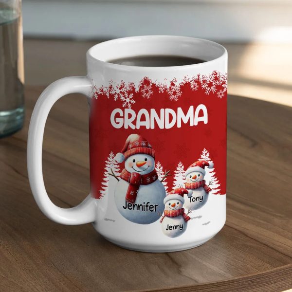 Grandma's Christmas Mug with Snowman Family, Cute Red Winter Scene, Durable Ceramic, Warm Morning Coffee, Creative Gift