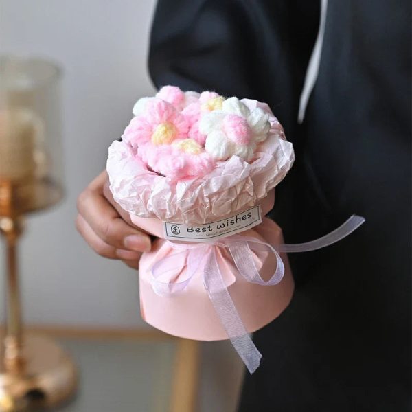 Hand-Woven Rose Flower Bouquet Artificial Flowers for Birthday and Valentine's Day