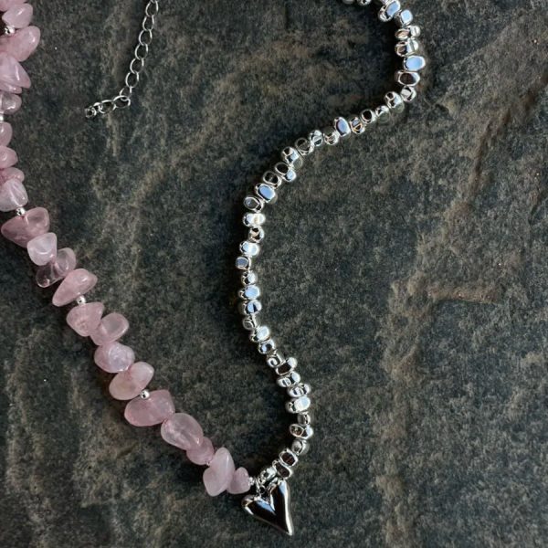 Irregular Pink Stone Beaded Heart Pendant Choker Necklace