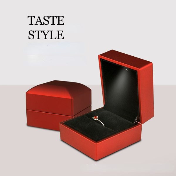 LED Light Ring Box Luxury Jewelry Case for Proposal