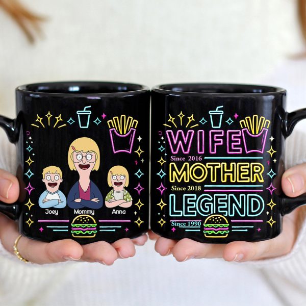 Personalized Gifts For Mom Black Mug, Legend Wife Mom 04TGLU070325HG
