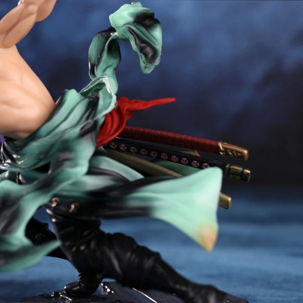 Roronoa Zoro Three-blade Sa-maximum Action Collection Figurine