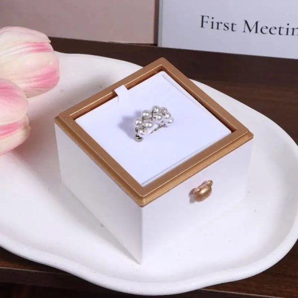 Rotating Surprise Gift Box for Ring Necklace Birthday