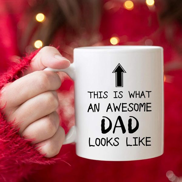 This Is What an Awesome Dad Looks Like Coffee Mug Funny Gift for Dad from Daughter Son Kids