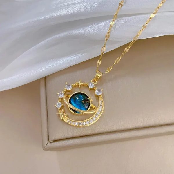 Titanium Steel Star Pendant Necklace in Gold Tone