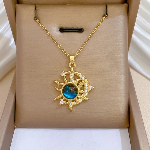 Titanium Steel Star Pendant Necklace in Gold Tone