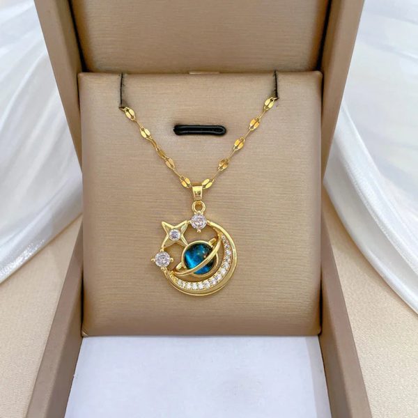 Titanium Steel Star Pendant Necklace in Gold Tone