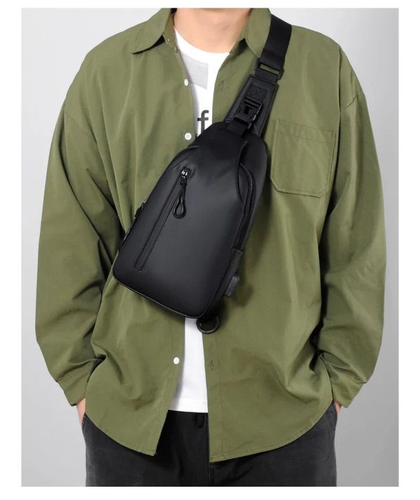 Waterproof Chest Bag With Usb Charging Interface